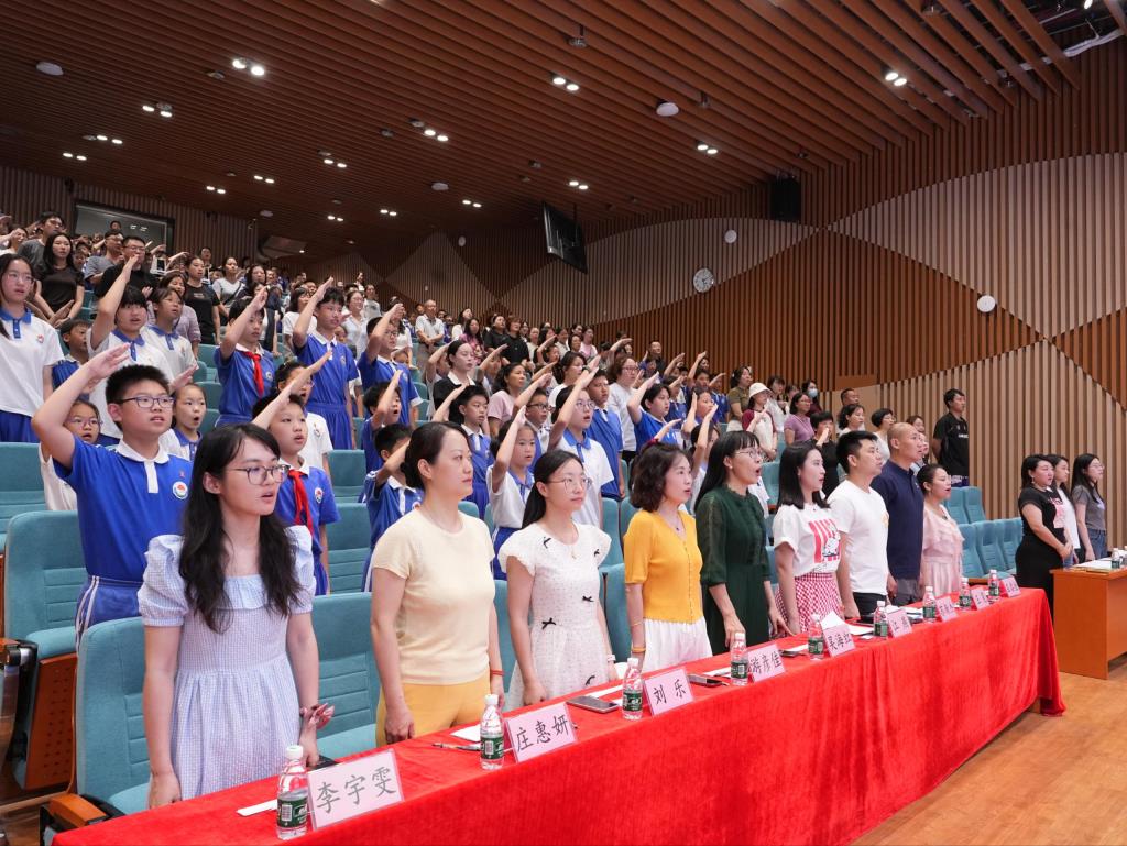 深圳市水库小学新一届大队委竞选圆满落幕