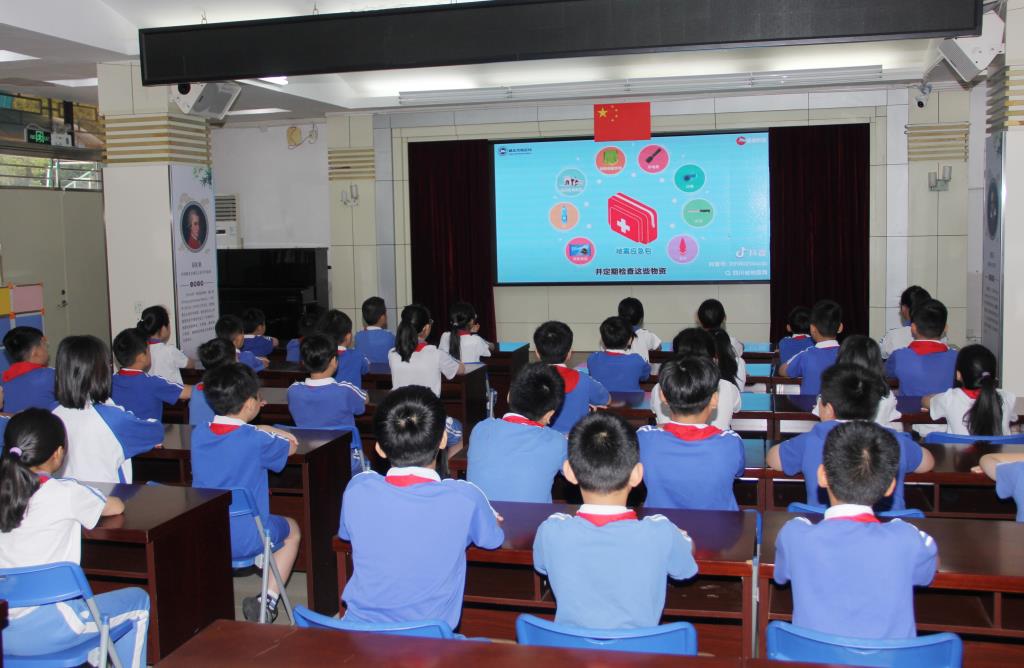 深圳市南湖小学开展校长课堂第十四讲