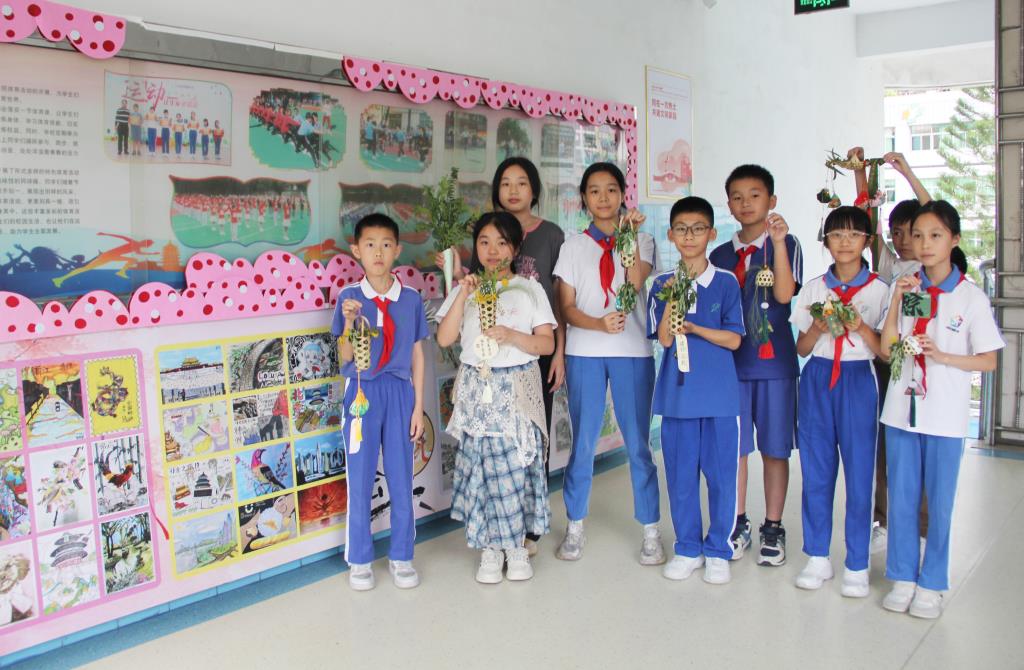 童心绘梦，美育润心 ——南湖小学“六一”艺术盛宴绽放光彩