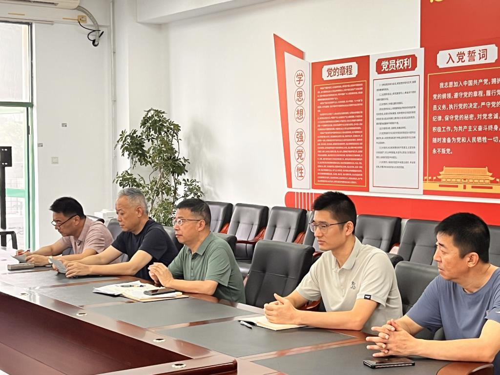 罗湖区教科院教研员赴翠园文锦中学开展初三教学视导工作