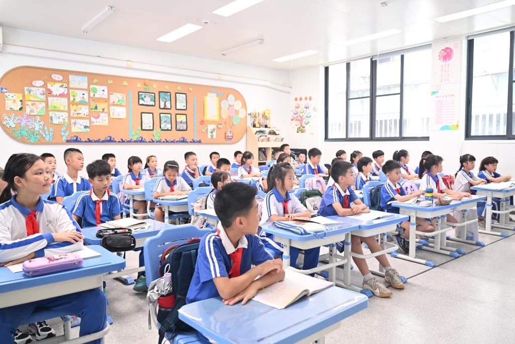 翠北实验小学第19周主题班会