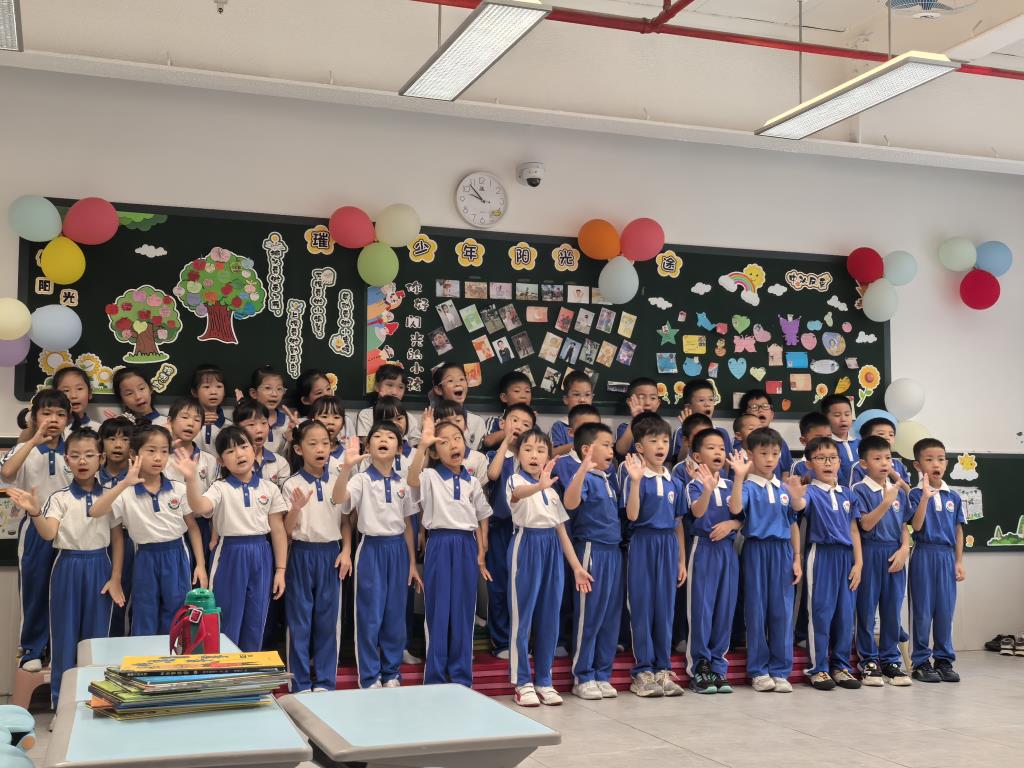 深圳市水库小学创新开展儿童节“美育+德育”班级合唱活动
