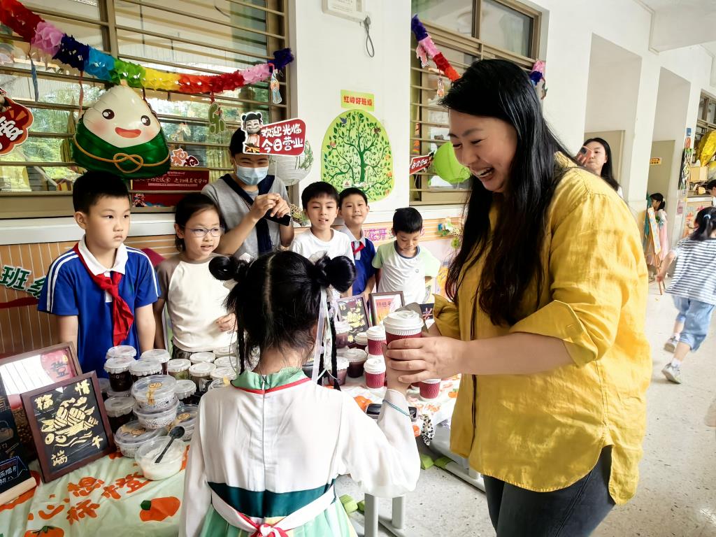 红岭小学·匠心课程 | 匠心手巧创美食，逸韵情真爱劳动