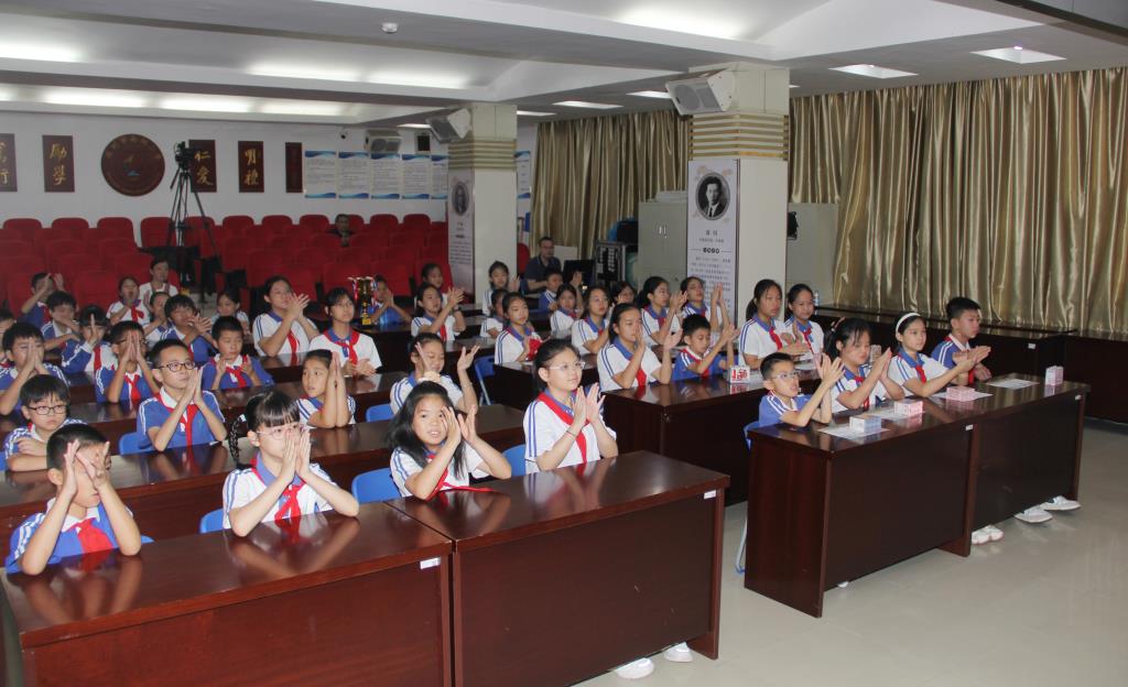 深圳市南湖小学2024 - 2025学年第二学期散学典礼圆满