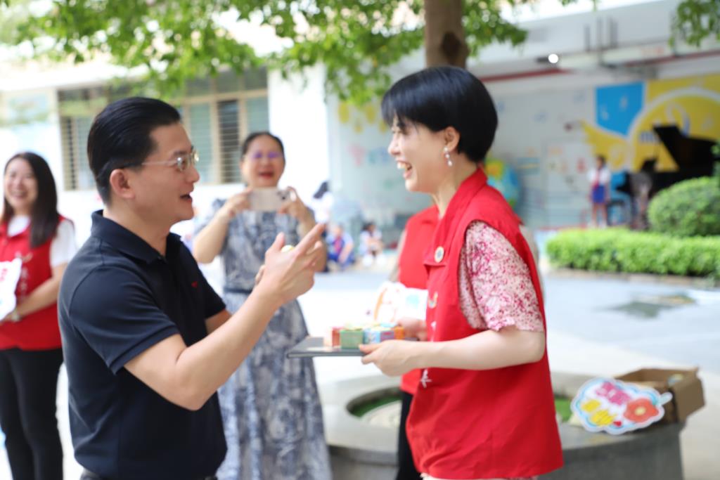 红岭小学·暖心课程｜情暖校园谢师恩 多彩活动庆佳节