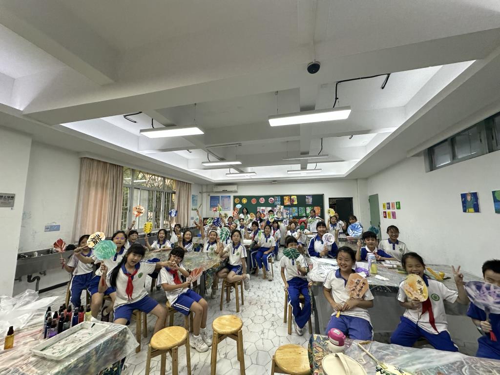 深圳市向西小学举办第41个教师节庆祝活动