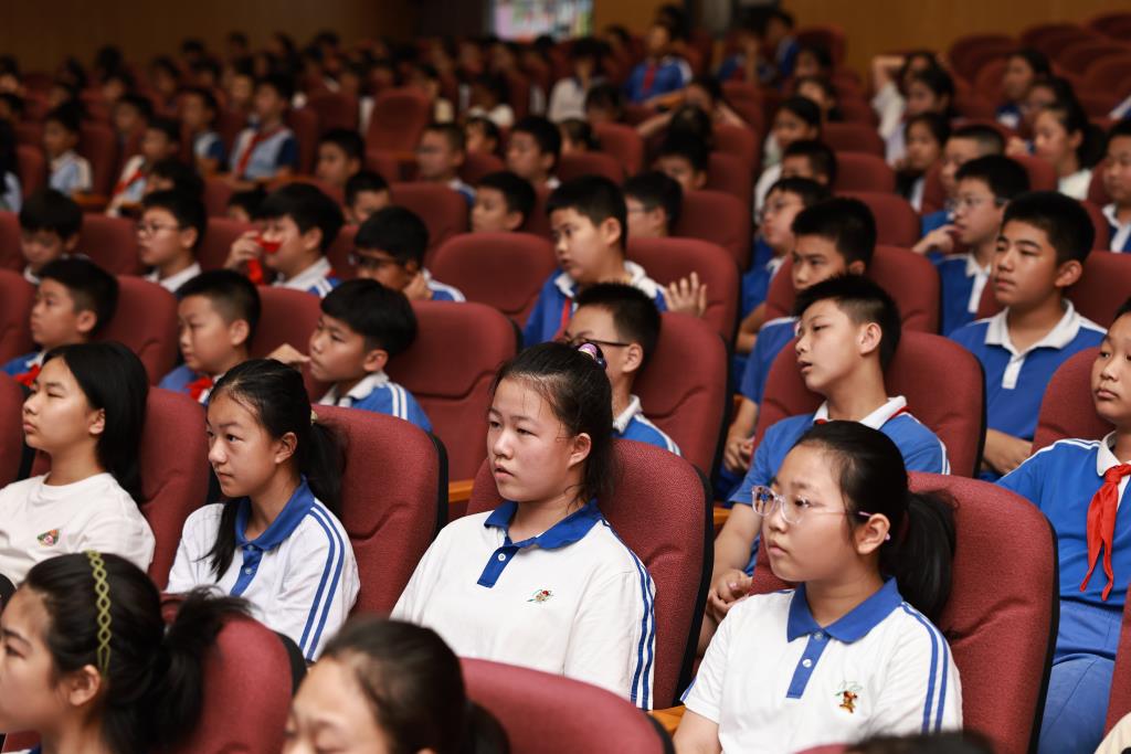 深圳市翠北实验小罗湖检察送法入校——反诈防欺凌，护航青春成长