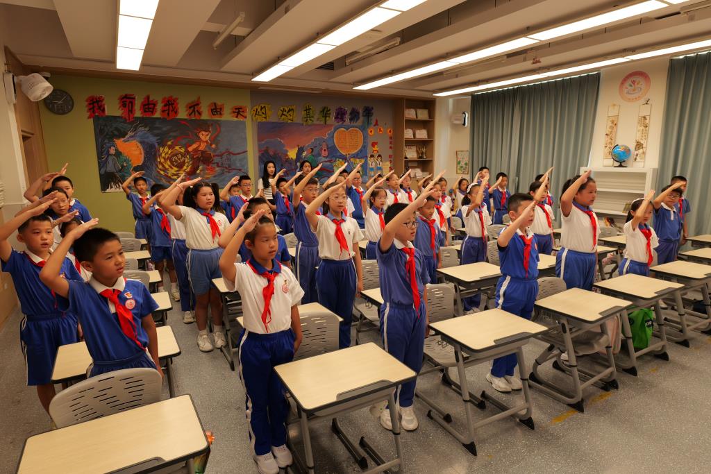 打造沉浸式爱国主义课堂