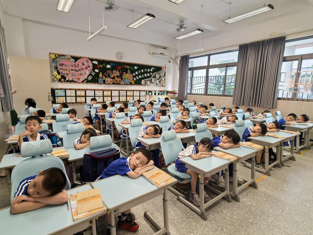 深圳市水库小学开展“六自”德育常规评比活动