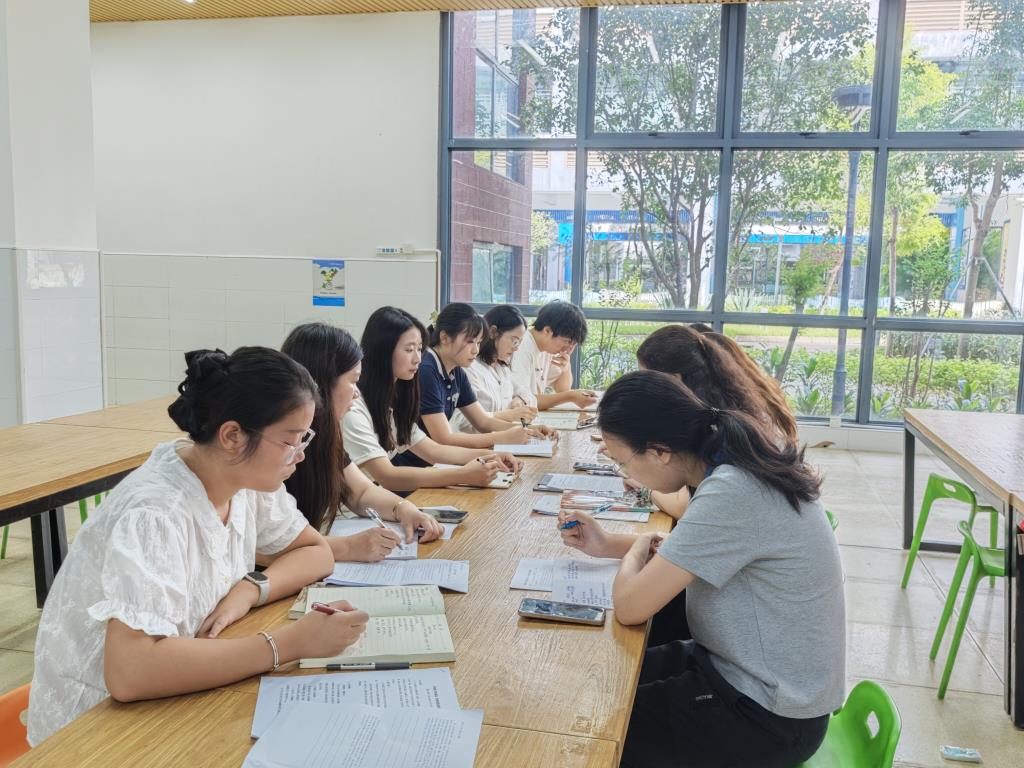 学科评课现场