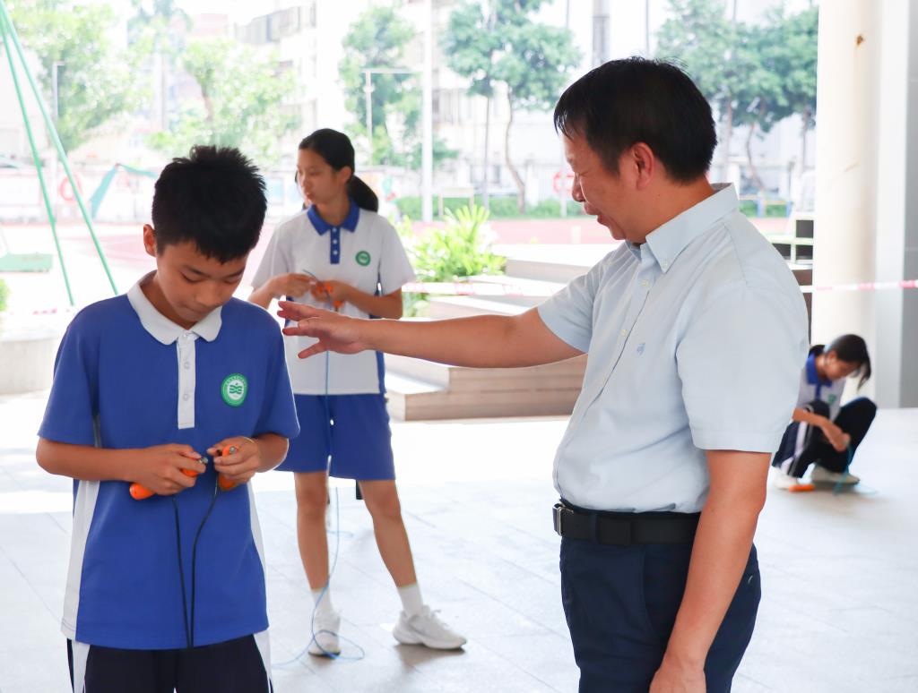 翠园文锦中学成功举办“德育+健康美”行动之第二届“班班锦绣”