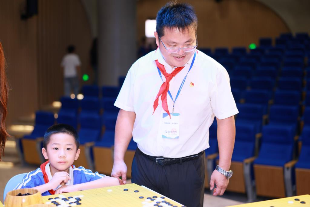 罗湖外语小学隆重协办“全民全运·同心同行”第十五届全运会围棋