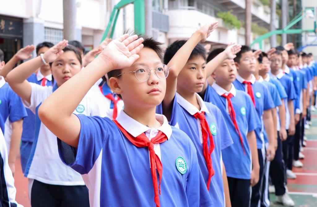 深圳市翠园文锦中学举行文明礼仪主题活动暨养成教育