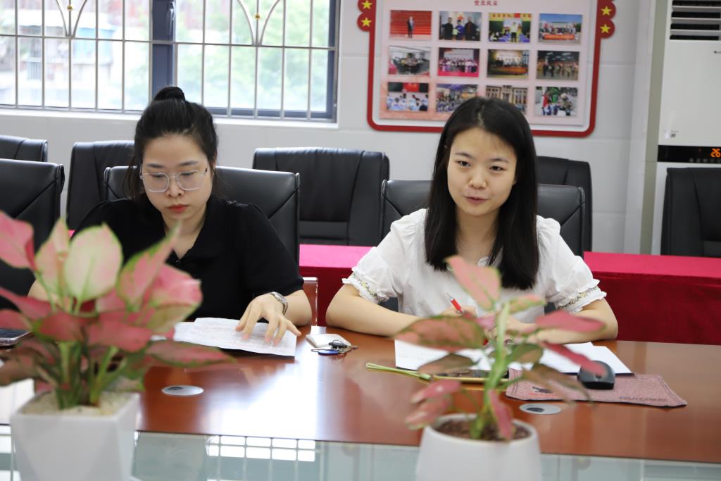 深圳市向西小学举行一、二年级班主任工作交流会
