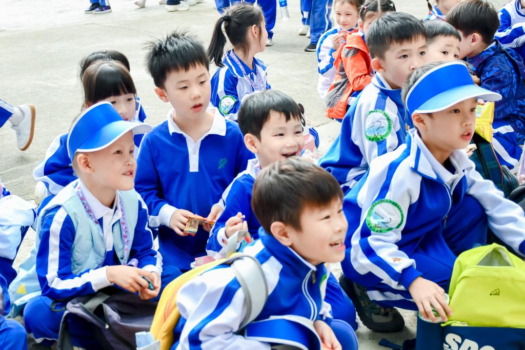 红岭小学·开心课程｜走出校门探世界，深度体验爱中华