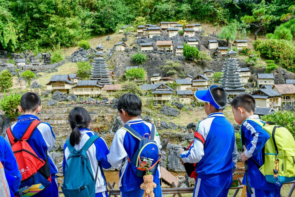 红岭小学·开心课程｜走出校门探世界，深度体验爱中华