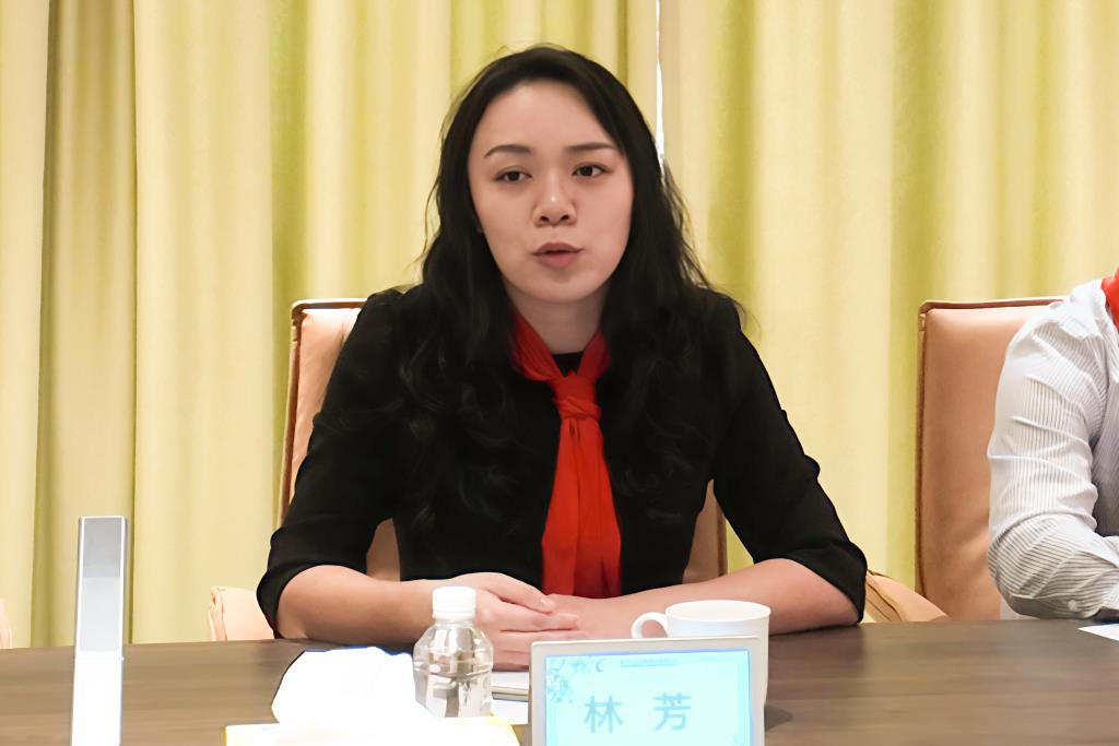 武汉团市委莅临翠竹外国语实验学校调研少先队工作