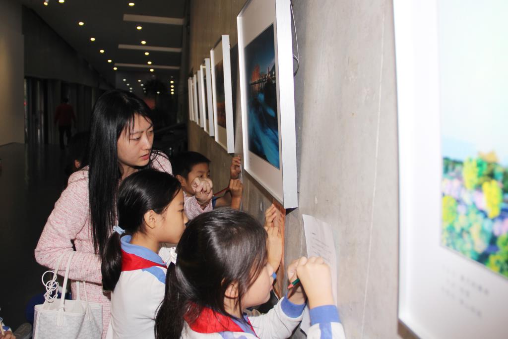 深圳市南湖小学开展“每周半天计划”校外实践课程