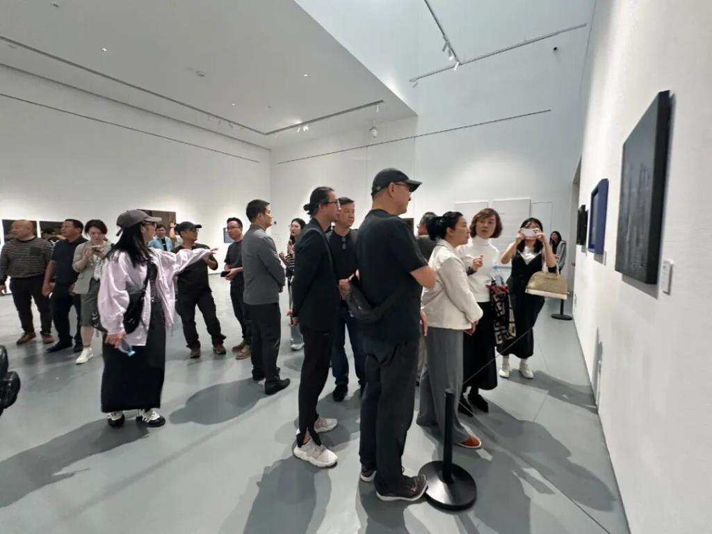 粤港澳大湾区美术家联盟漆画优秀作品展 (3)