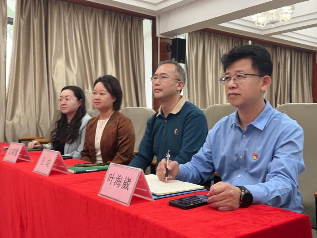 经过评委们公平公正的评分，本次比赛最终决出一等奖3名、二等奖