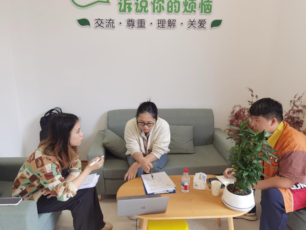 罗湖区百人听千课视导活动