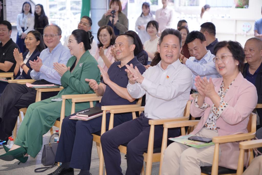 洪湖小学荷韵馆正式亮相