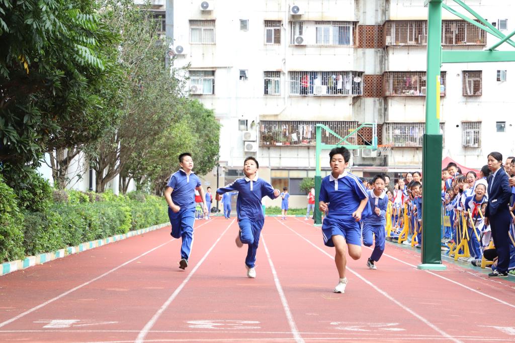 红岭小学·健心课程｜童心逐梦展风采 运动筑基向未来
