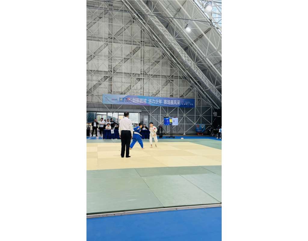 向西小学柔道小将市锦赛勇夺三金