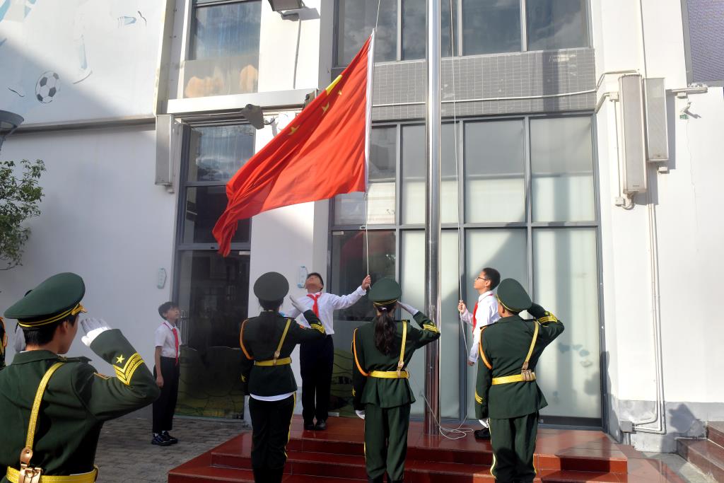 深圳市翠北实验小学第十二周升旗仪式