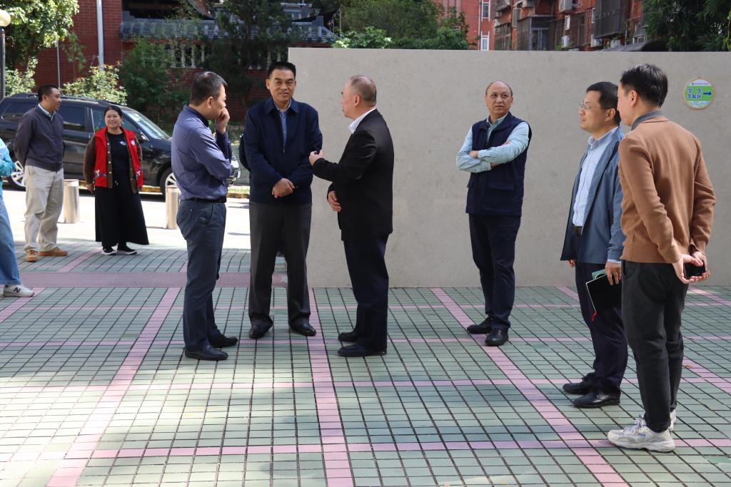 太白实验学校迎接上级安全工作专项调研