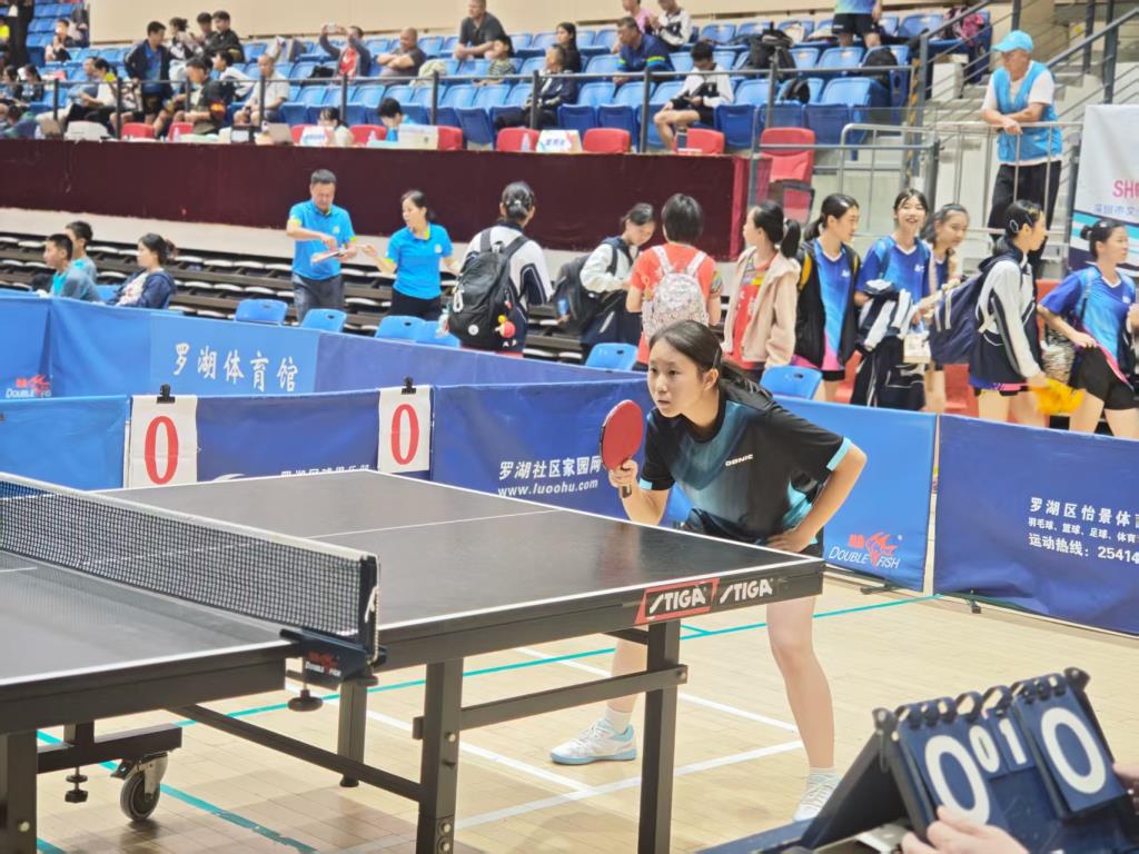 布心中学乒乓小将斩获女团亚军