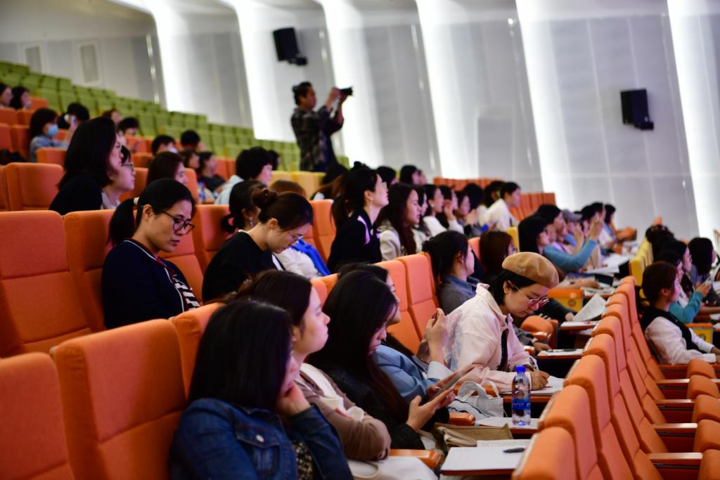 深圳市松泉实验学校承办罗湖教科院中考英语听说备考研讨系列活动
