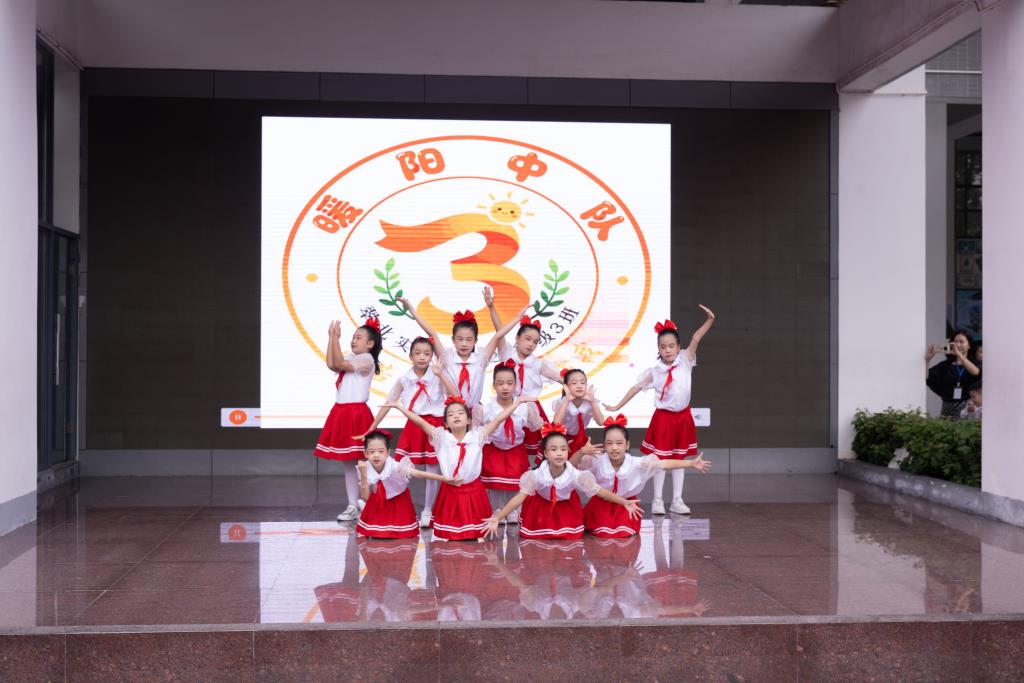 第10周消防安全主题升旗仪式暨第38届校运会闭幕式