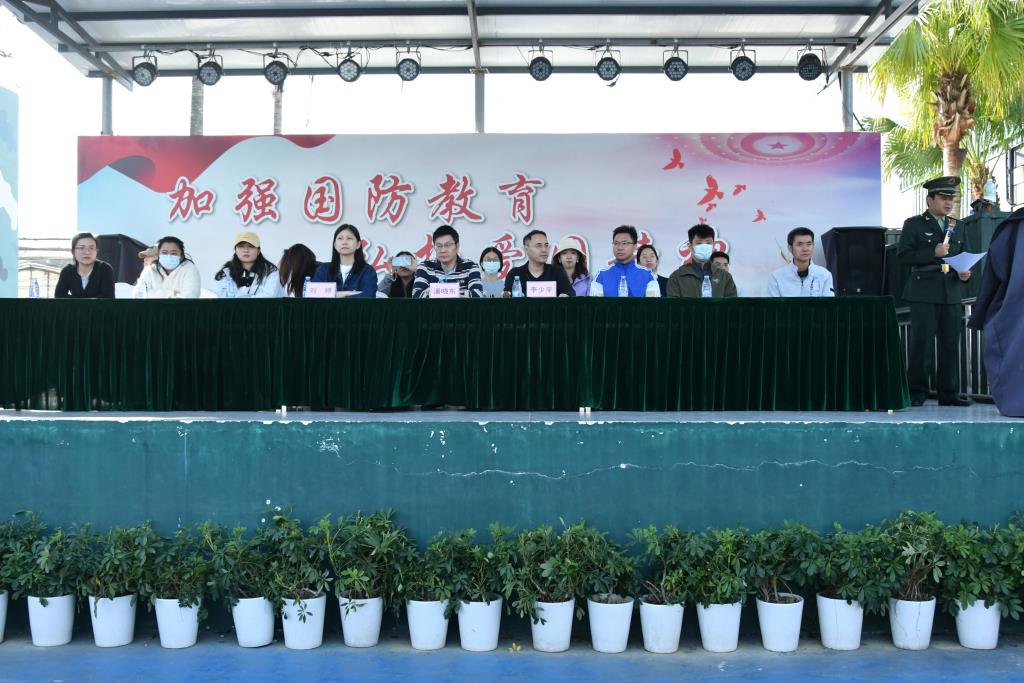 翠园文锦中学初三年级开展励志成长社会实践活动