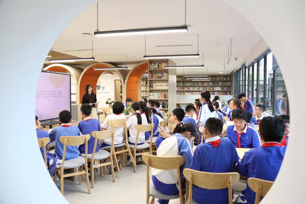 深圳莲南教育集团安芳小学开展“每周半天计划”活动