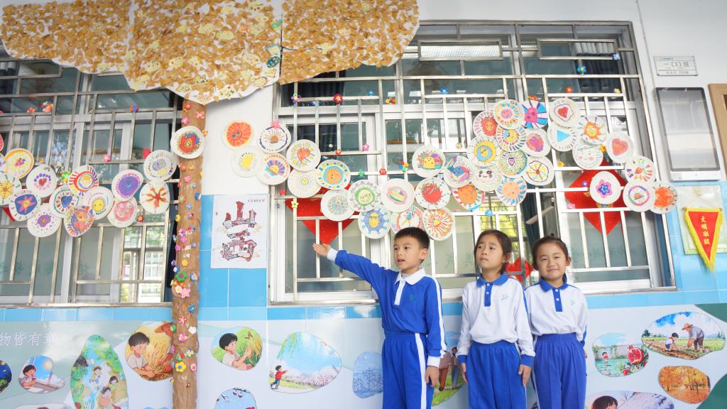 凝班心聚合力 展南湖显风采 ——南湖小学喜迎罗湖区“我爱我班