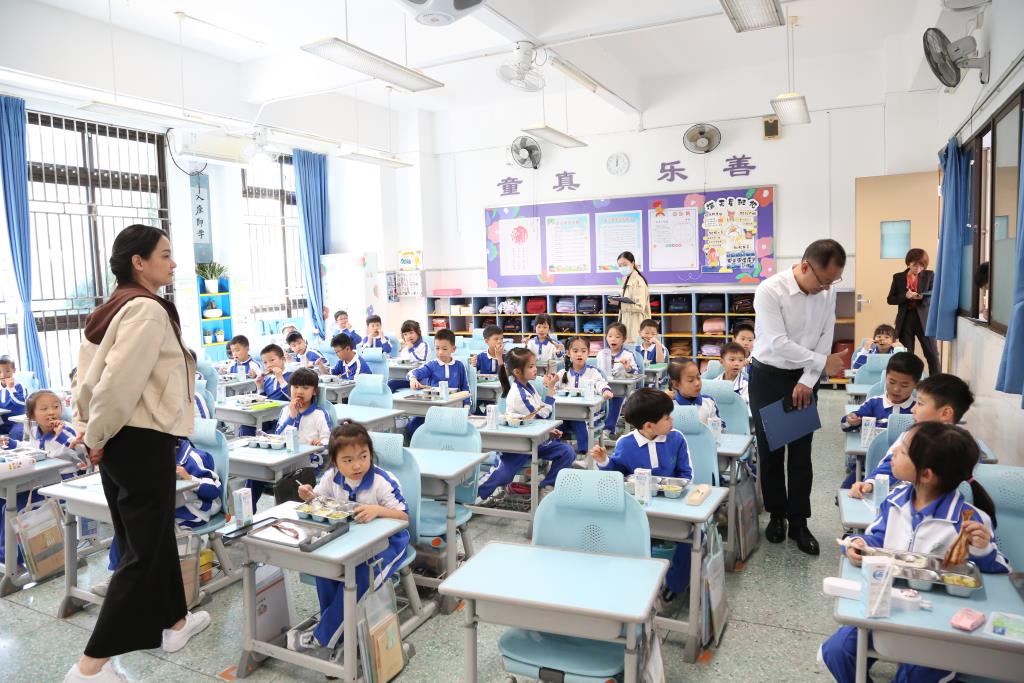 深圳市莲南教育集团安芳小学一年级常规展示活动