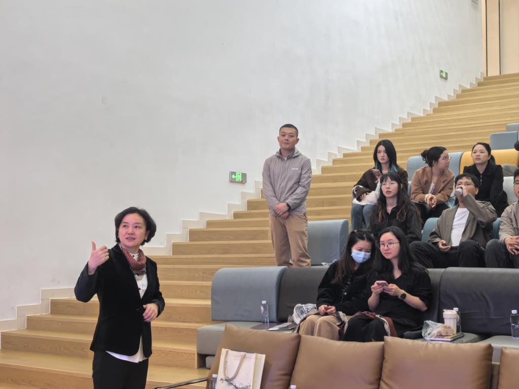 深北莫基础教育集团跨校美术教师共探艺教前沿——晏清校长讲话