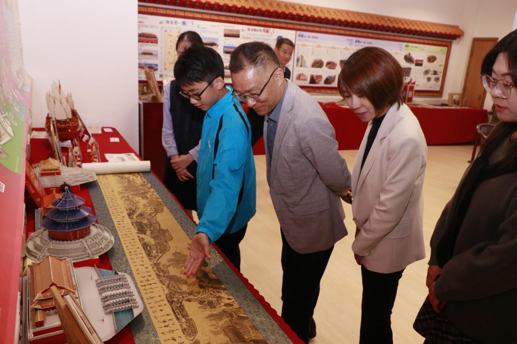 深圳市莲南教育集团安芳小学赴香港开展姊妹校交流活动
