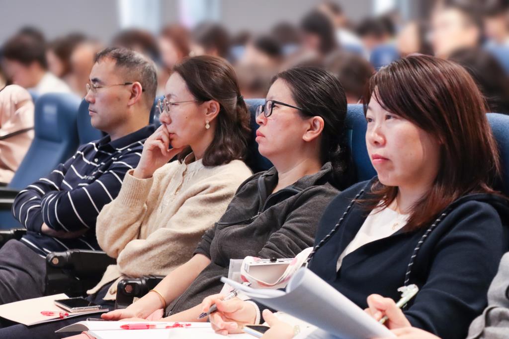 翠园文锦中学开展“‘备教学评’思维可视化案例分析”专题讲座培