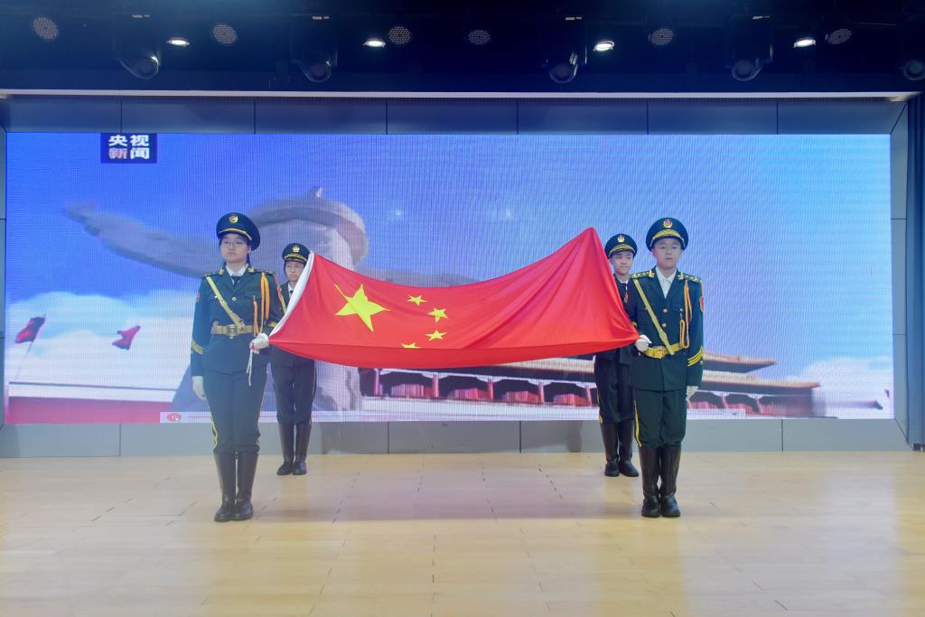 第十四周升旗仪式照片