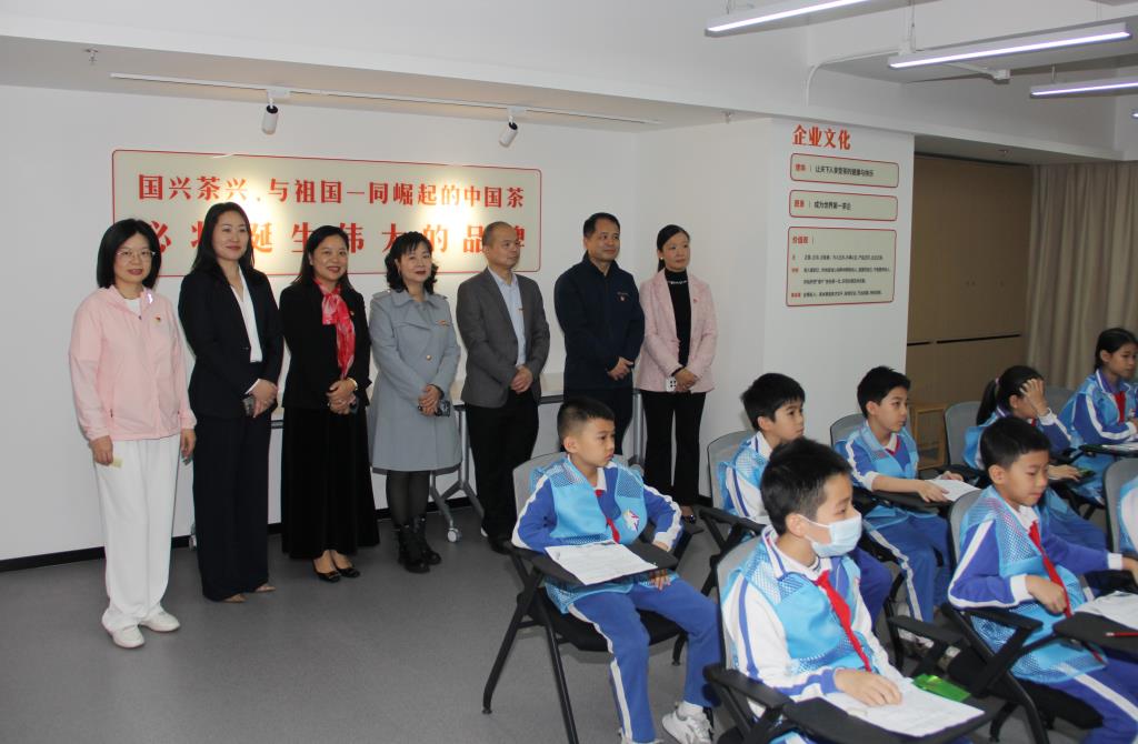 深圳市南湖小学开展“每周半天计划”课外实践活动