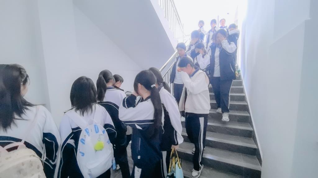 筑牢安全防线，守护校园平安
