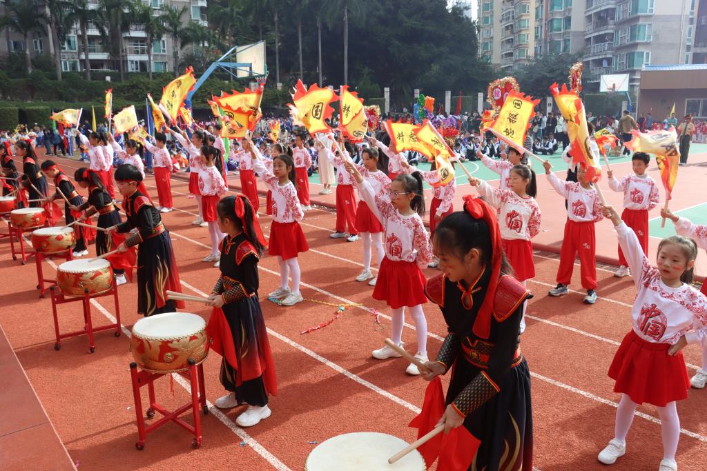 太白实验学校首届体育节圆满闭幕