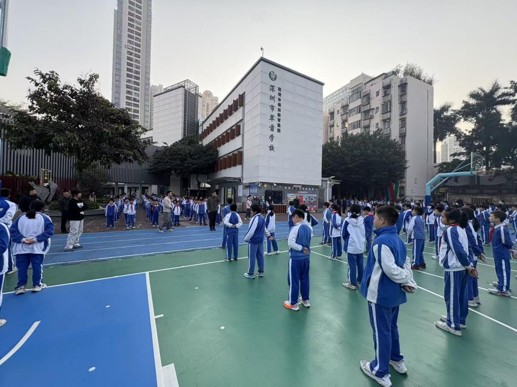 筑牢安全防线，守护生命成长——深圳市翠茵学校开展消防应急疏散