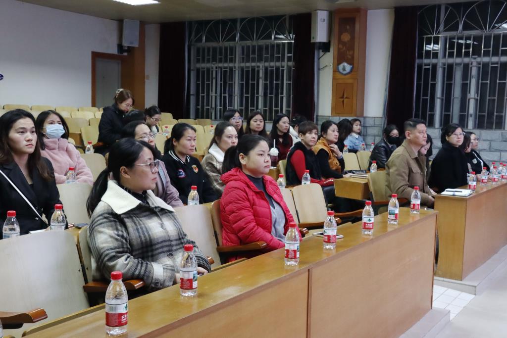 太白星光家长学堂第二期主题讲座