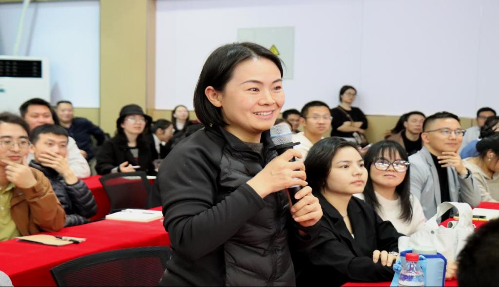 温情护航成长路！龙创携手龙苑共筑幼小衔接桥梁
