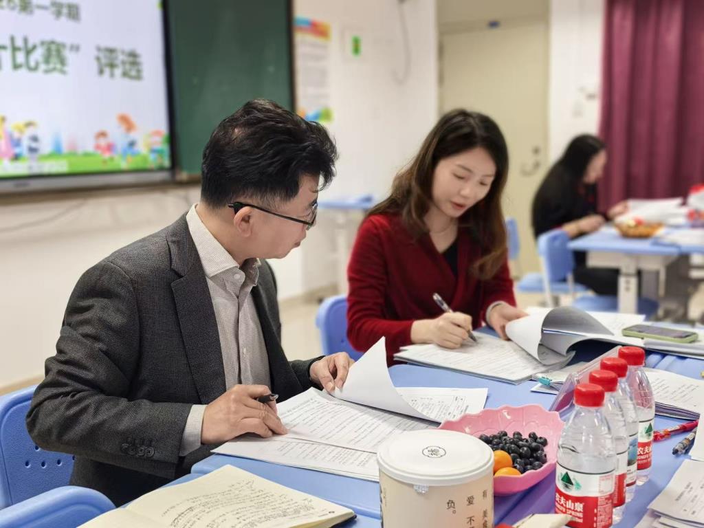 教案“变脸”，先学后赛，以研促教 　　——翠茵学校教学设