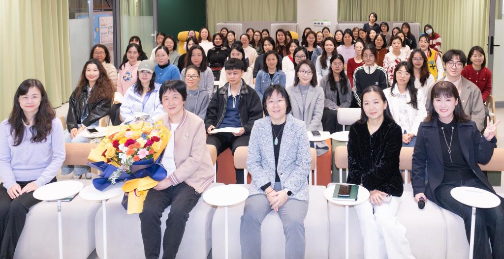 全体班主任合影