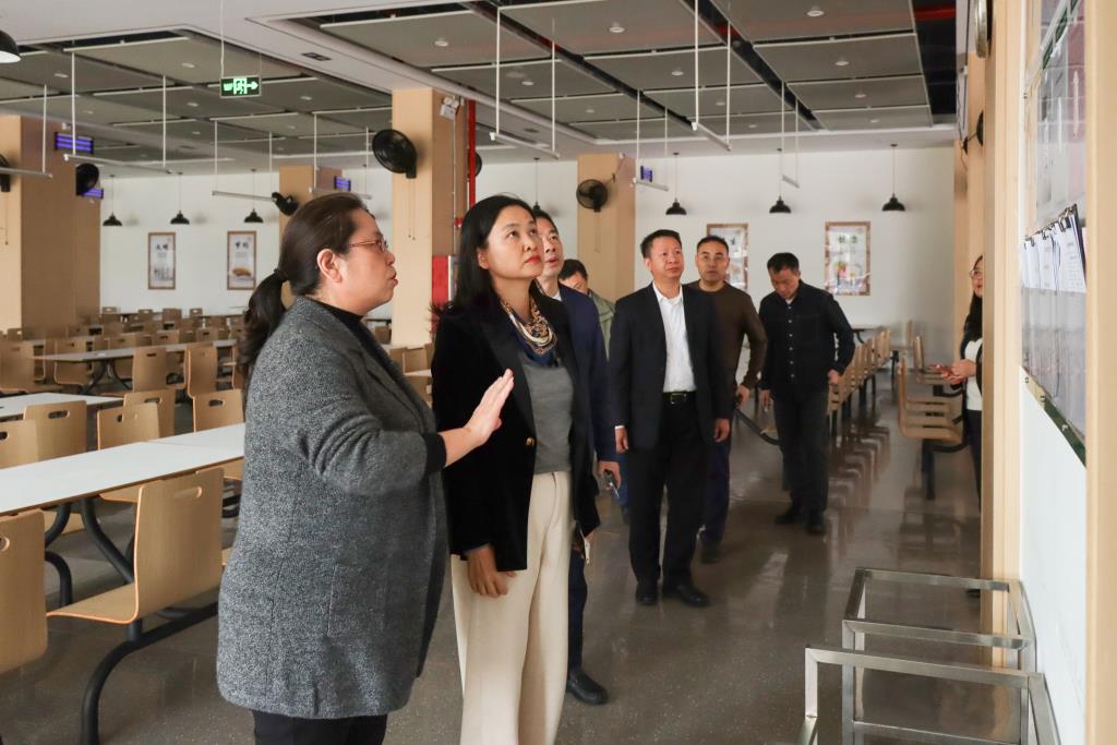 罗湖区委领导先后赴翠园文锦中学检查安全工作